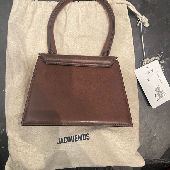 JACQUEMUS “BROWN LE PAPIER ‘LE CHIQUITO MOYEN’ BAG - Picture 2 of 3